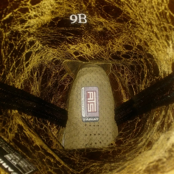 COPY - Ariat boots - Picture 3 of 8